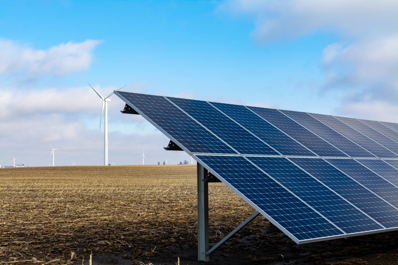 Solar Success: Illinois Passes Clean and Reliable Grid Affordability Act